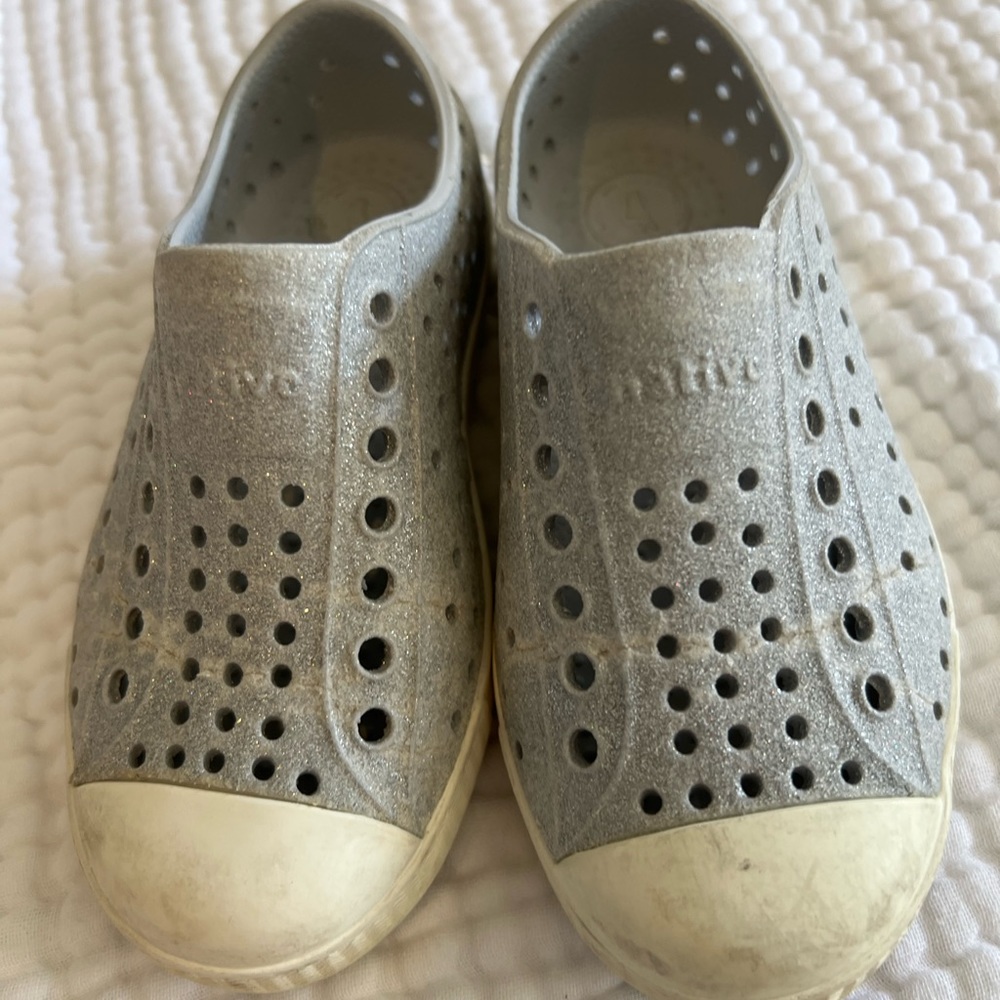 Native jeffersons silver bling slip on shoes